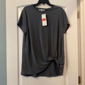 Green envelope shirt with knot